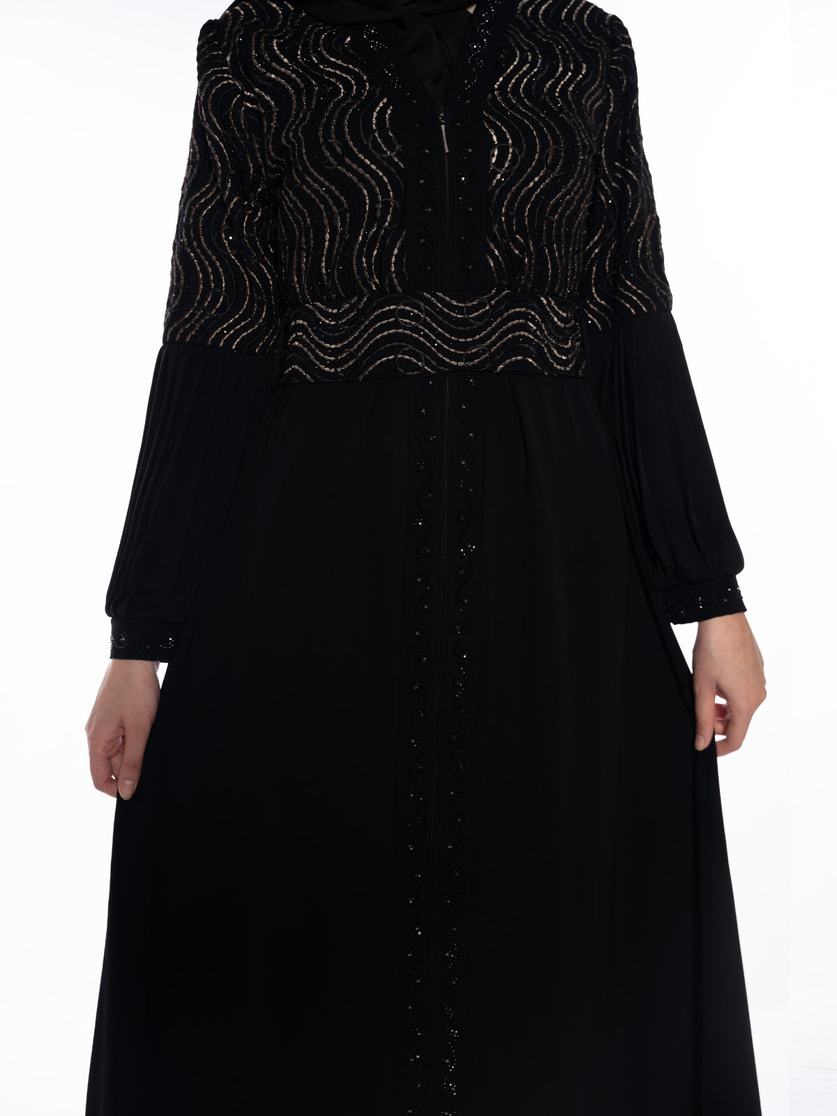 Ruwa Abaya in Black or Black & White