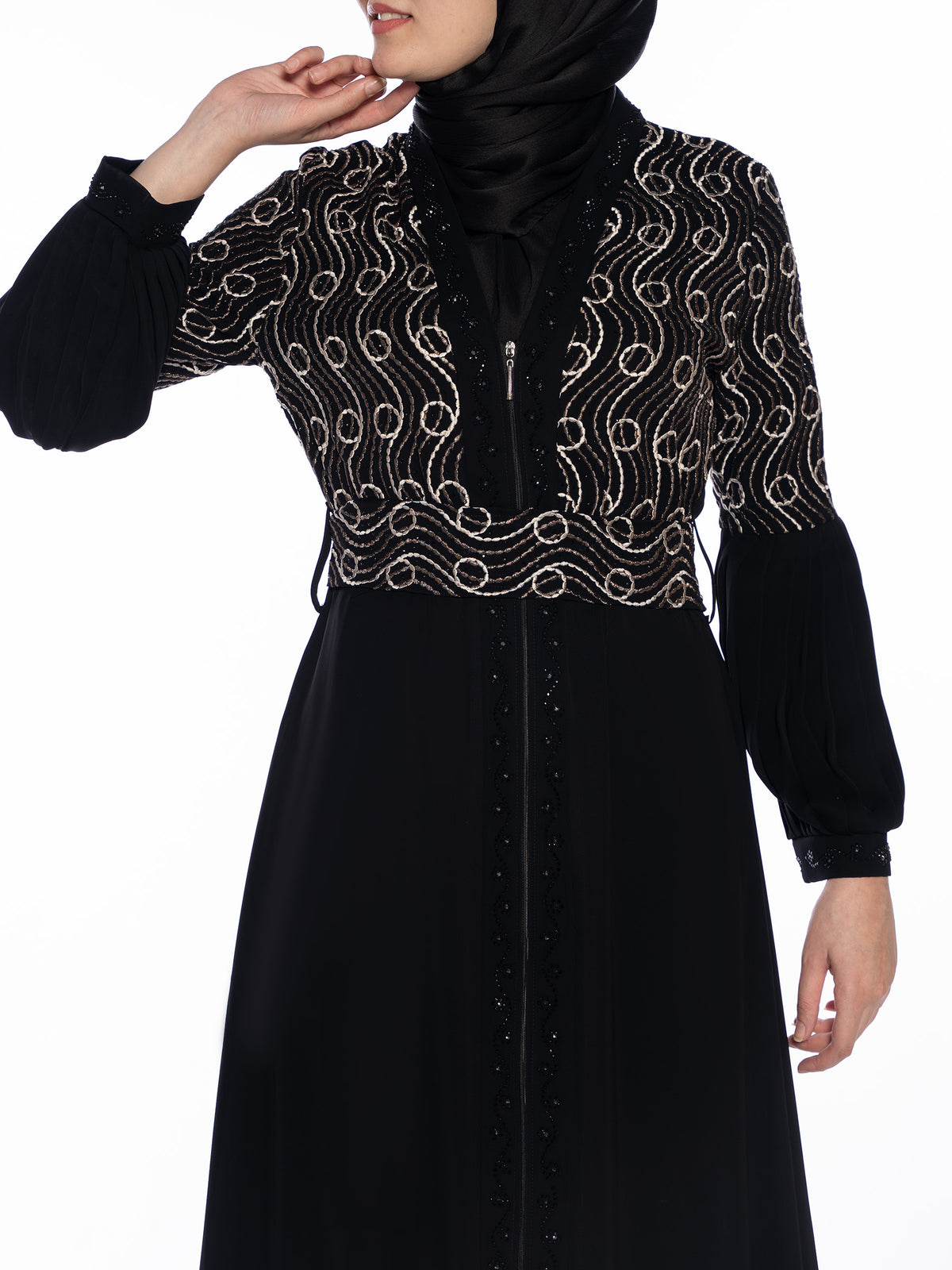 Ruwa Abaya in Black or Black & White