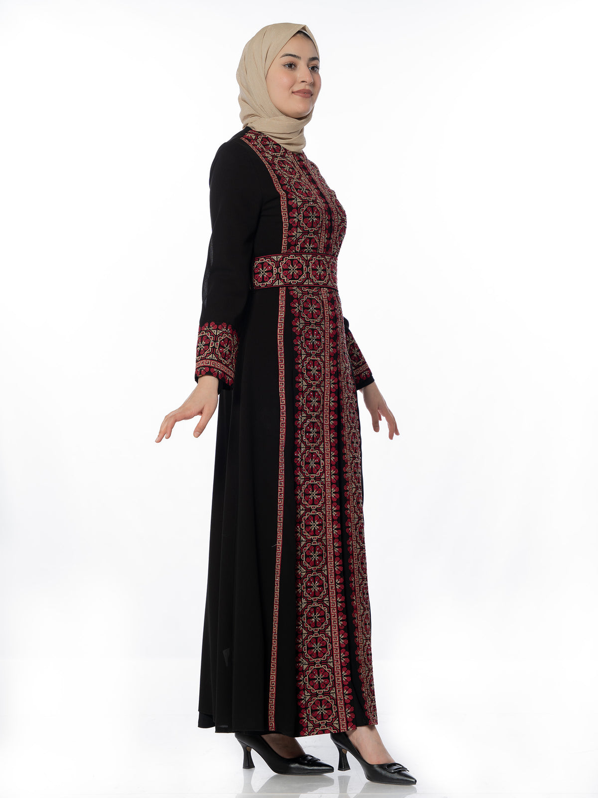 Nardeen Two-Piece Kaftan with Pink Embroidery
