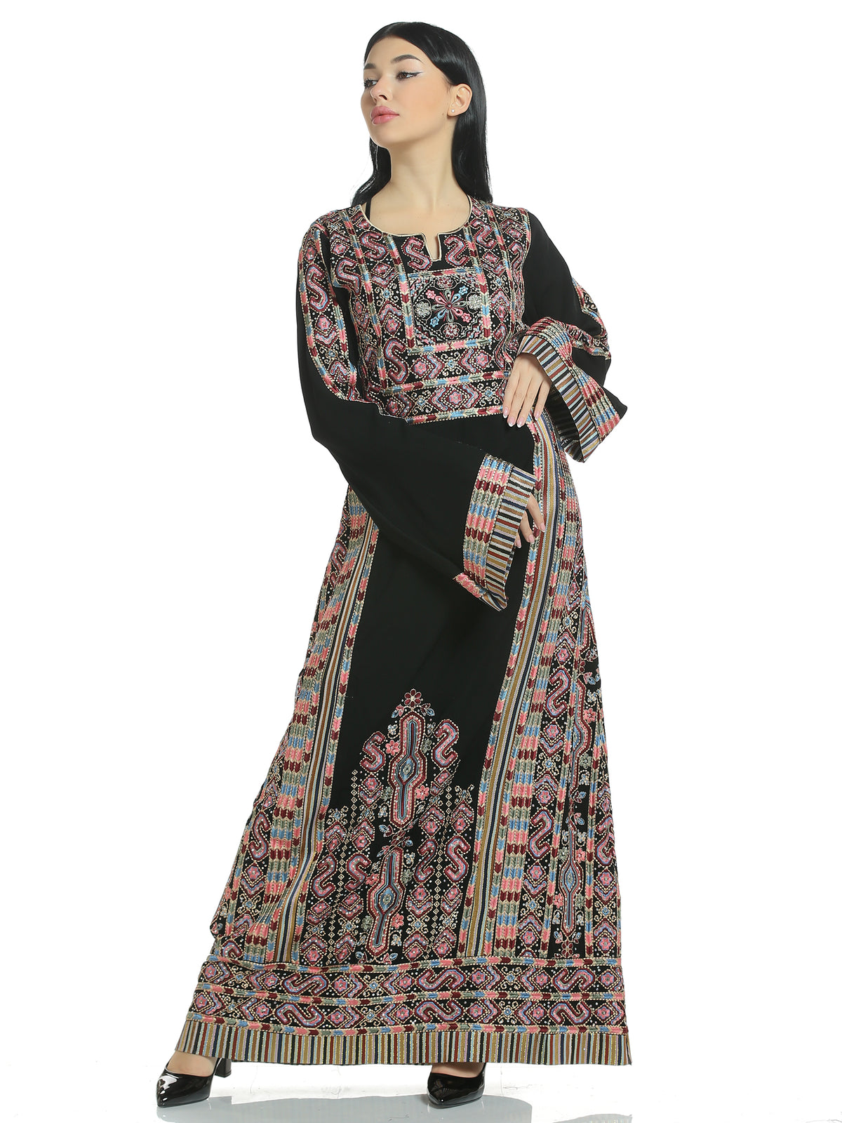 Embroidered thob