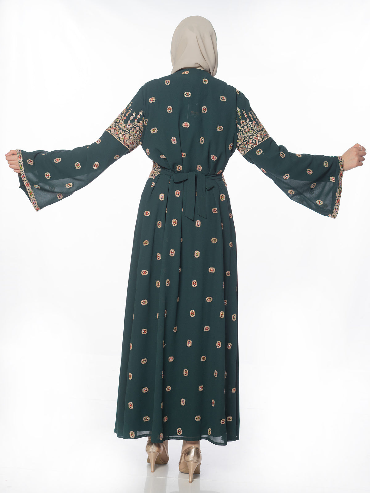 Sahar Embroidered Kaftan in Sizes 38–52
