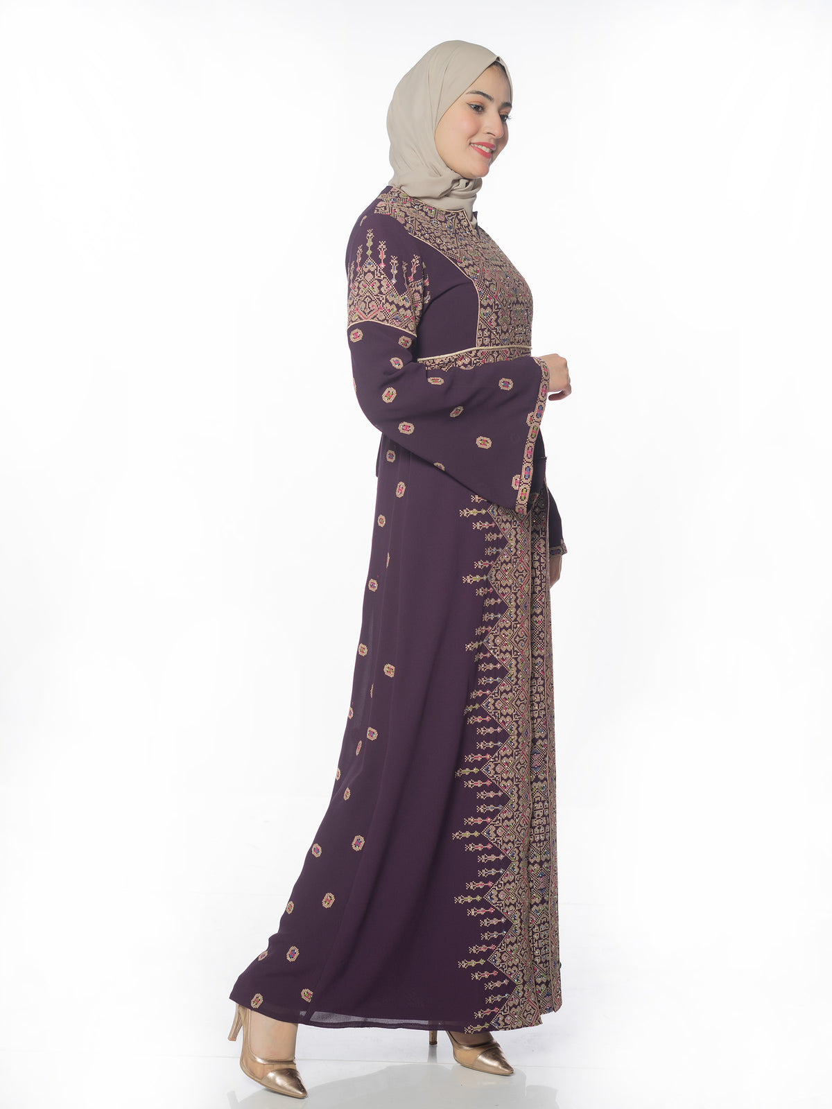 Sahar Embroidered Kaftan in Sizes 38–52
