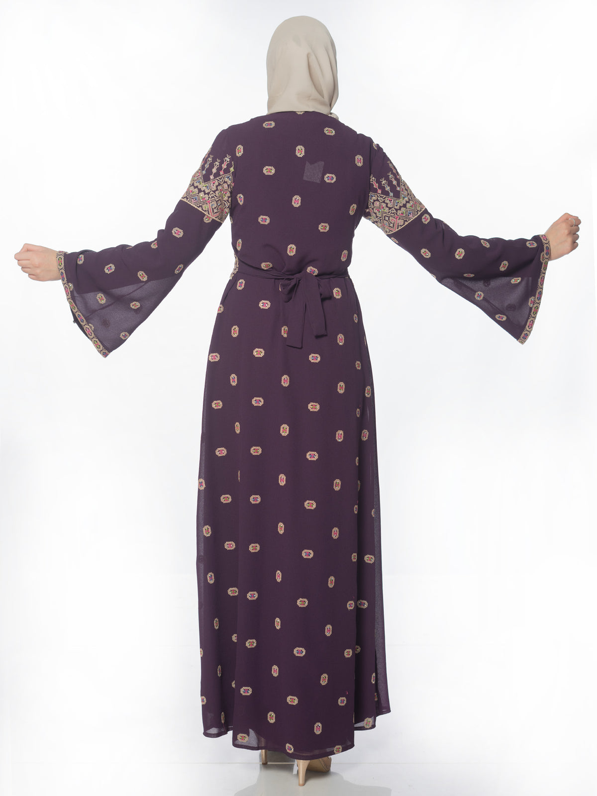 Sahar Embroidered Kaftan in Sizes 38–52