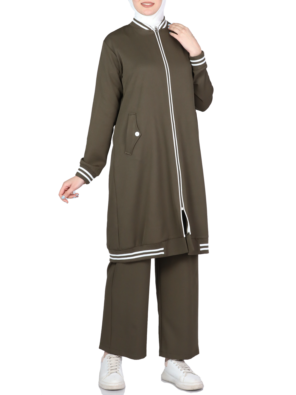 Sport Suit, Sizes 38–50