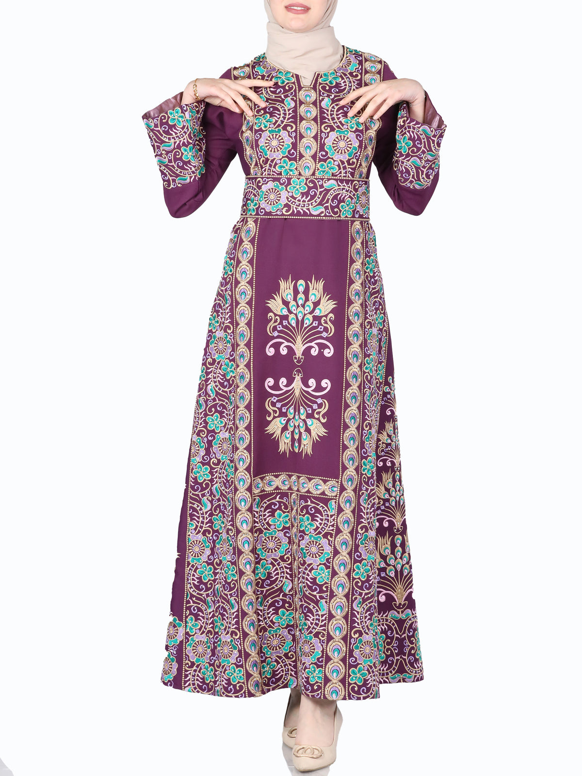 Embroidered thob