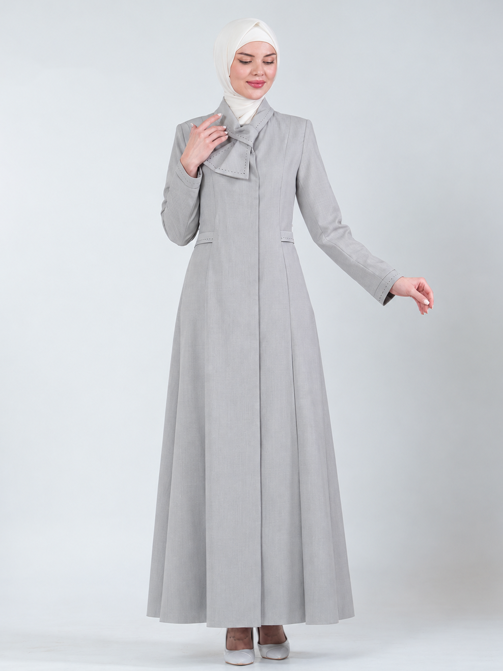 Bow-Collar Jilbab - Light Gray