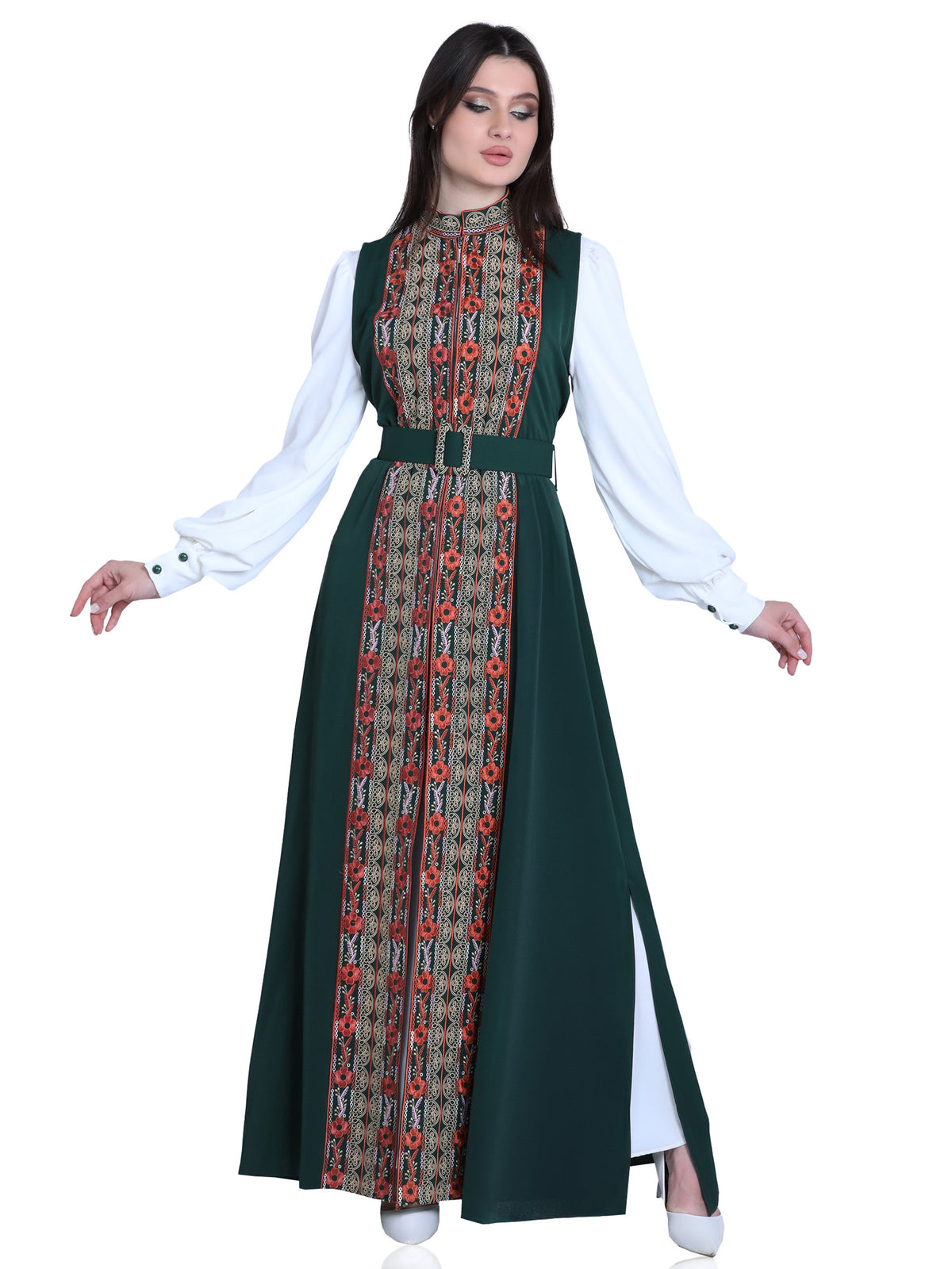 Leen Two-Piece Embroidered Bisht - She Chocolate