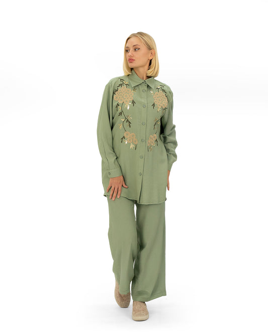 Two-piece set