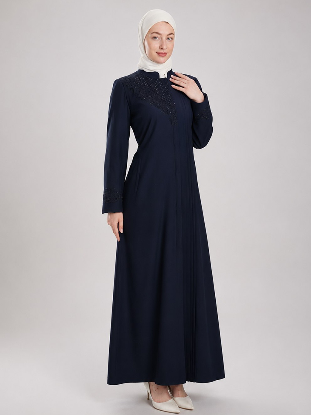 Embroidered Stand-Collar Jilbab - Navy