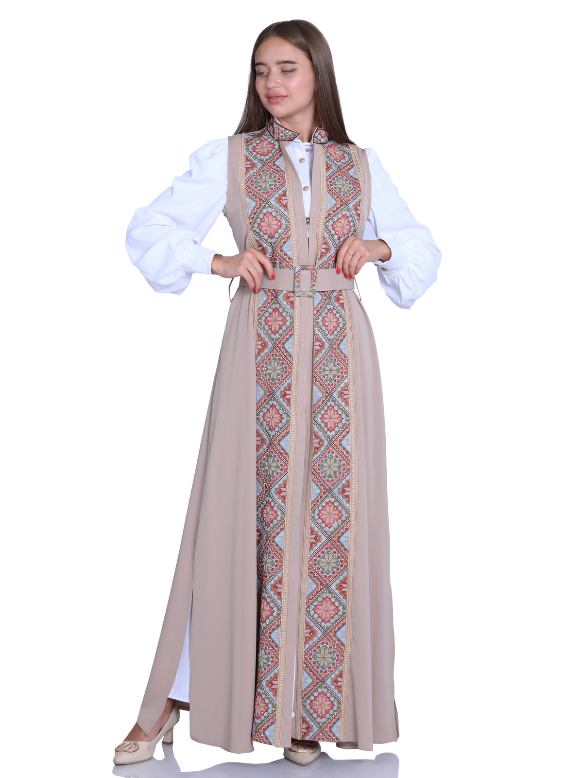 Yara Two-Piece Embroidered Bisht