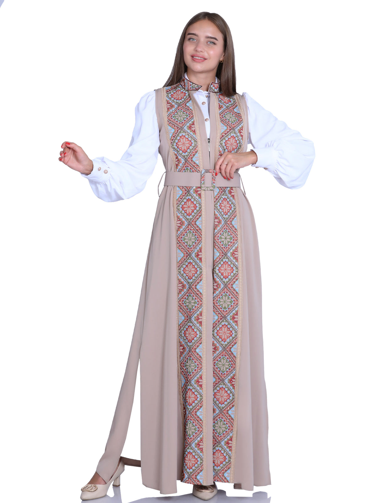 Yara Two-Piece Embroidered Bisht
