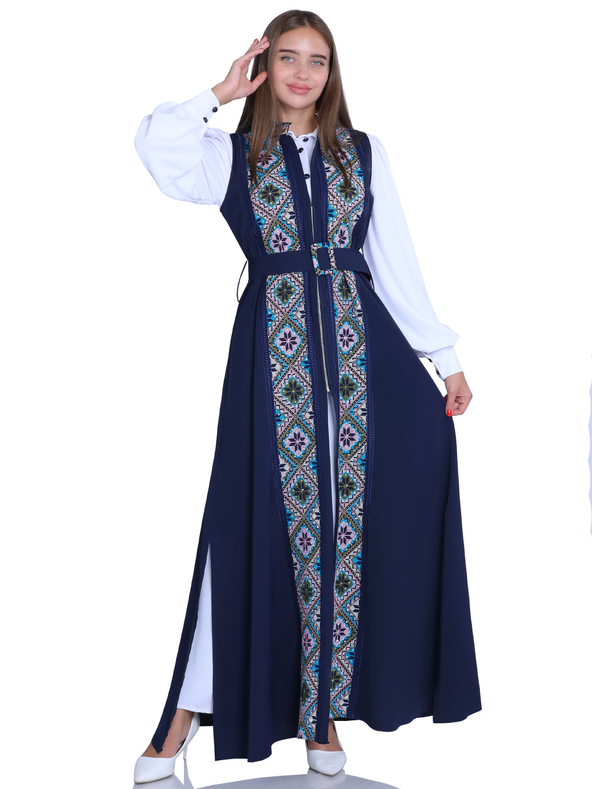 Yara Two-Piece Embroidered Bisht