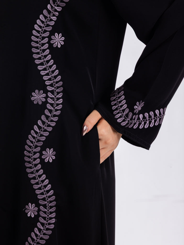 Women's abaya