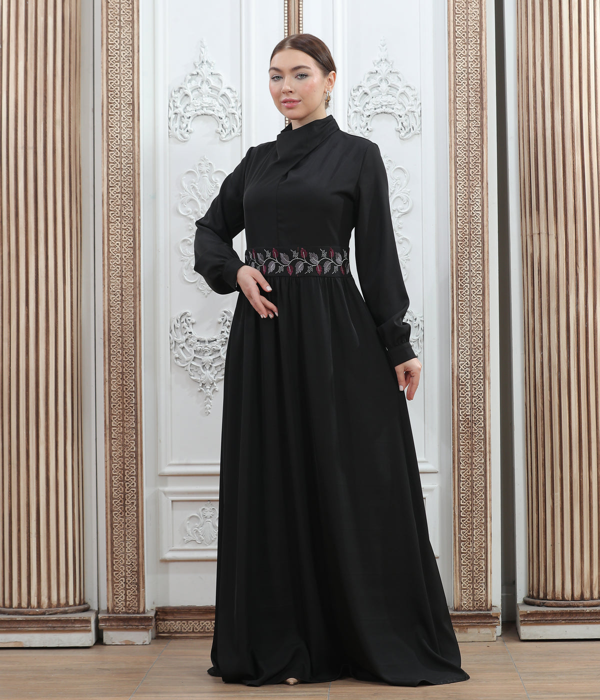 Women's embroidered rose dress