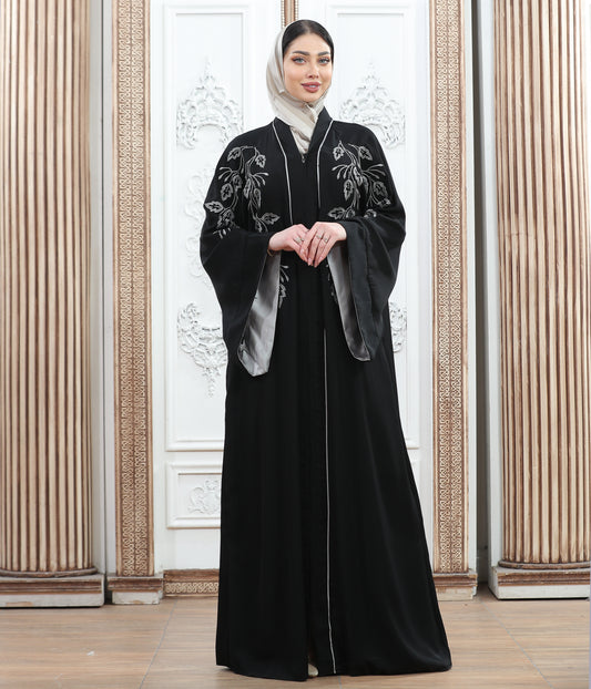 Embroidered women's abaya