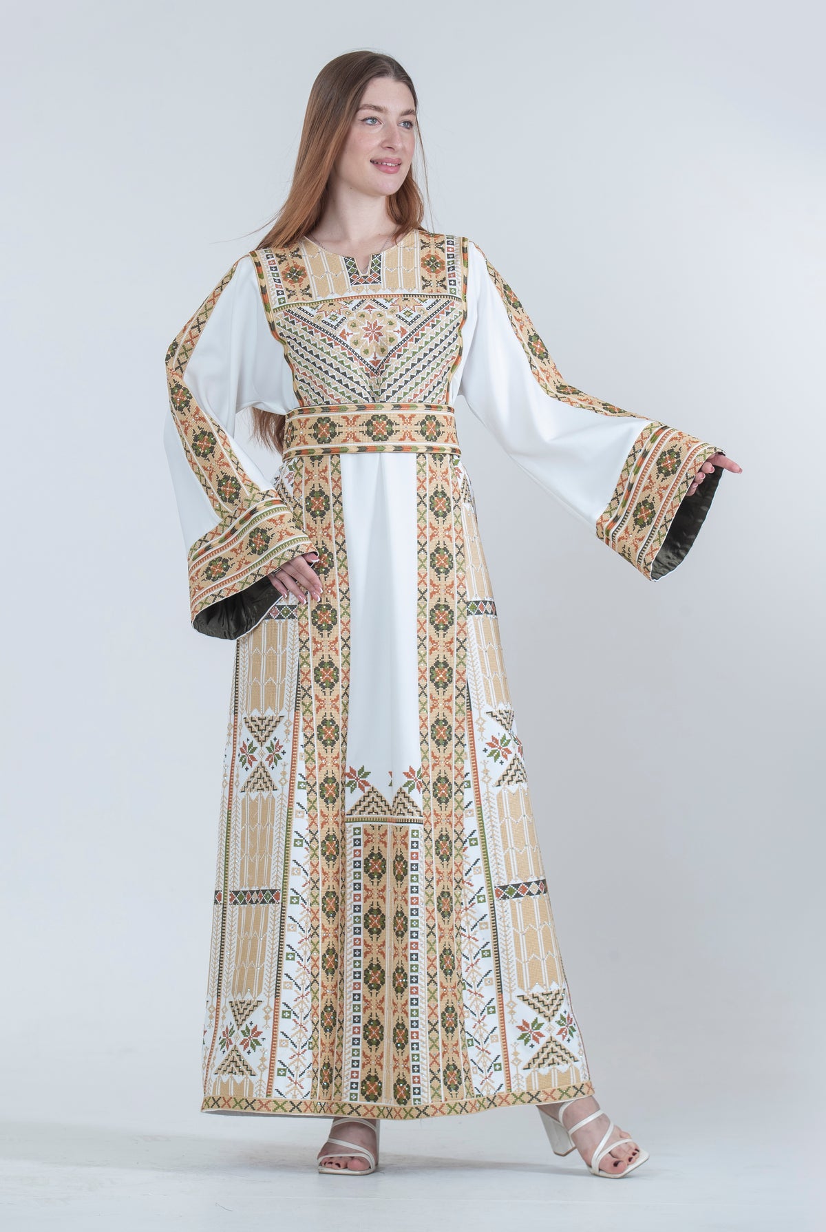 Women's Embroidered sana Thob