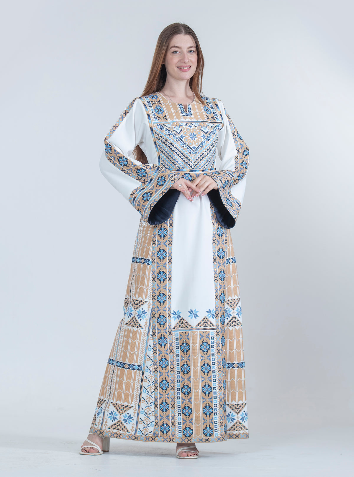 Women's Embroidered sana Thob