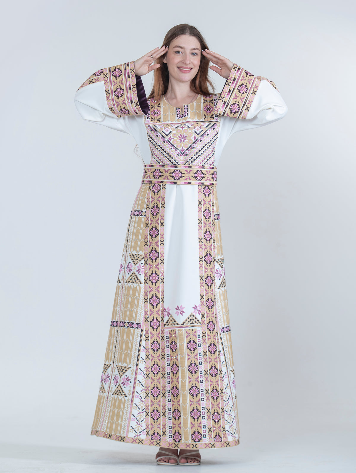 Women's Embroidered sana Thob