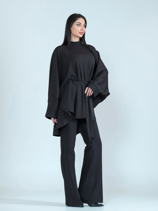 Women's embroidered set