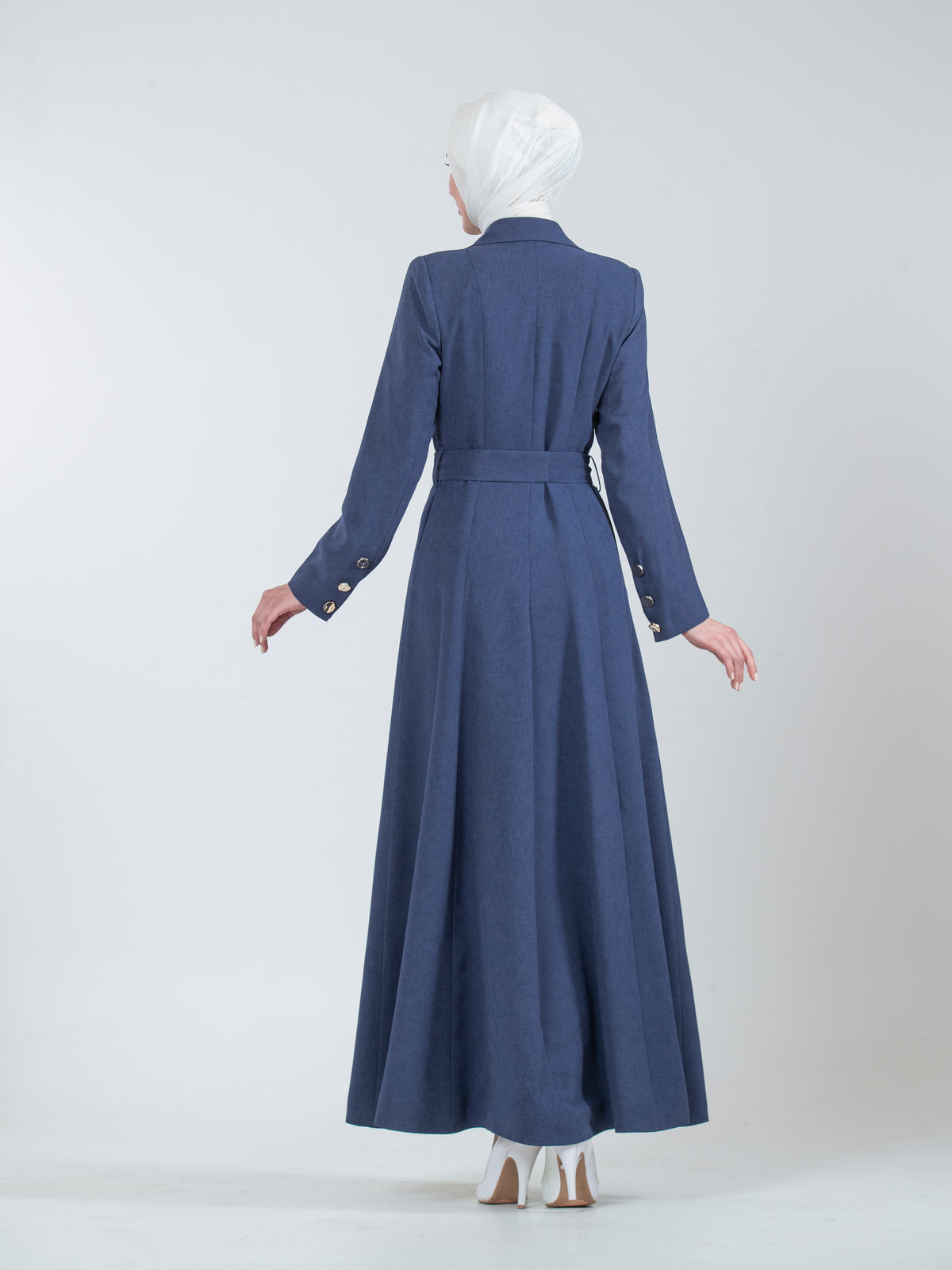 Women's jilbab with a Distinctive Collar