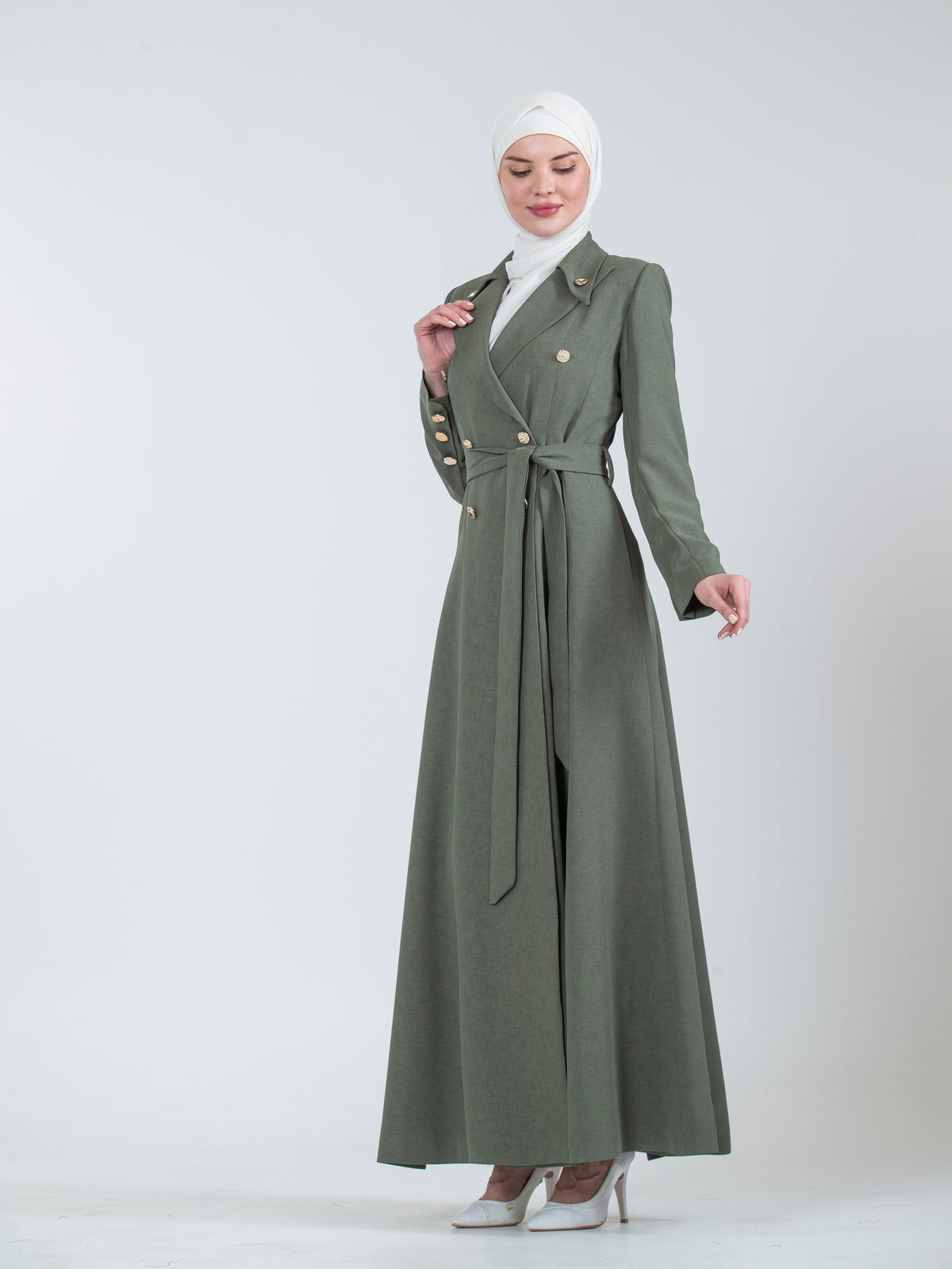 Women's jilbab with a Distinctive Collar