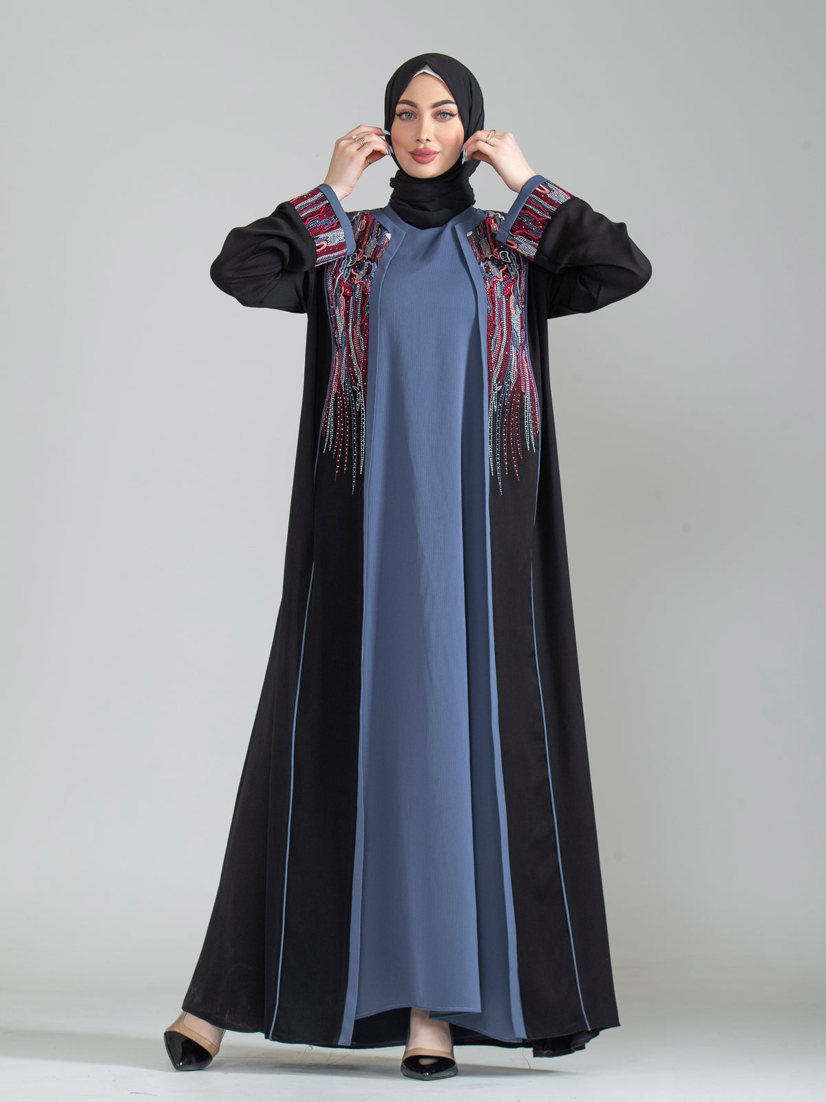 Two-piece embroidered women's abaya