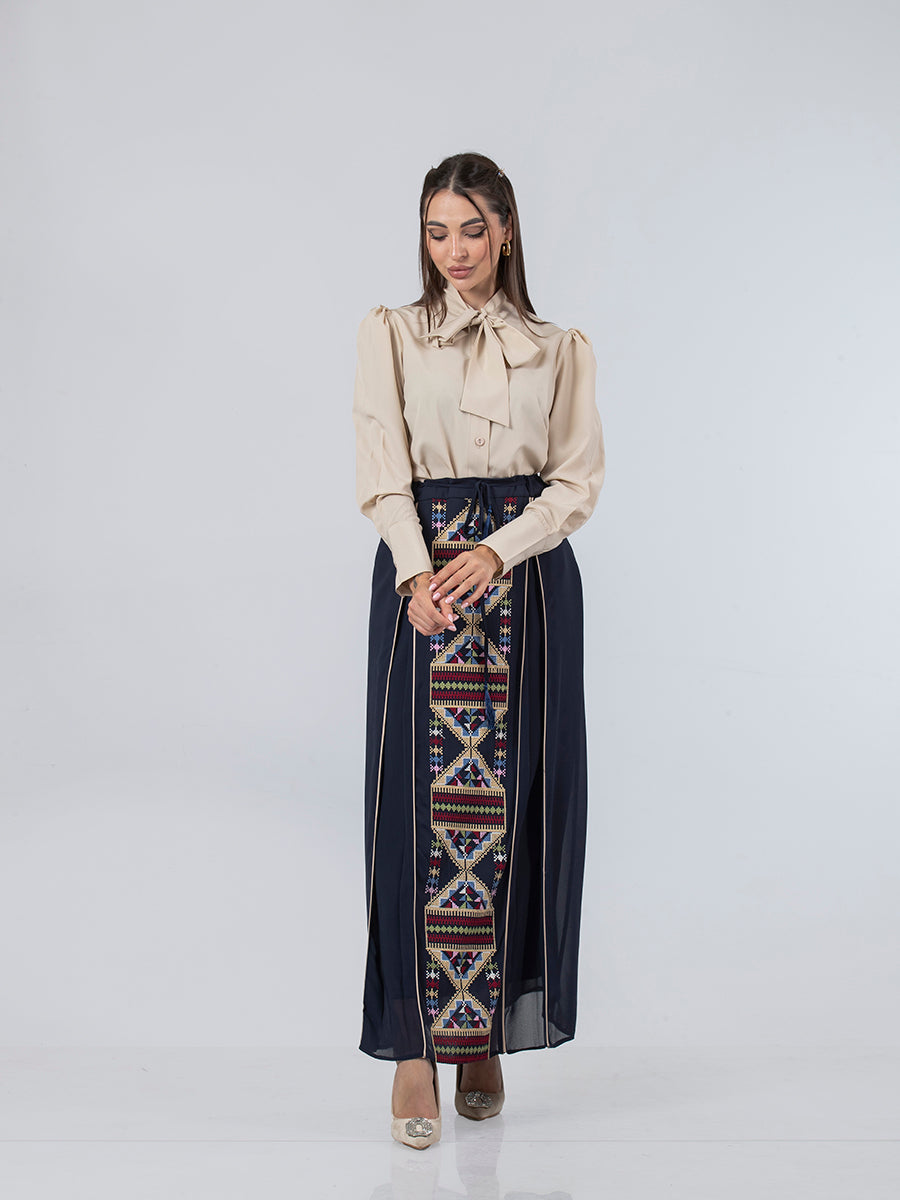 Embroidered skirt