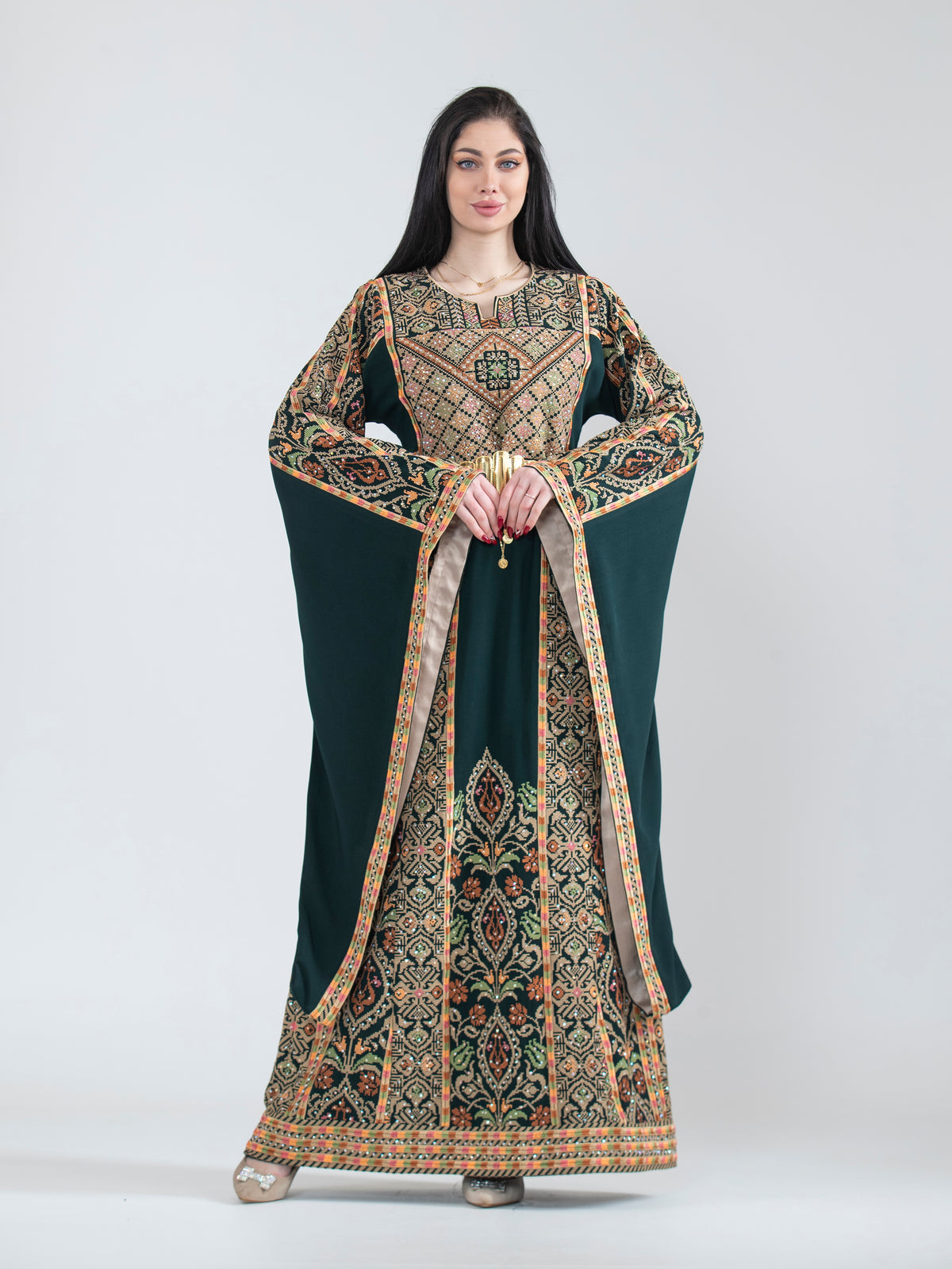 Embroidered Women’s Thobe of Wheat Ears