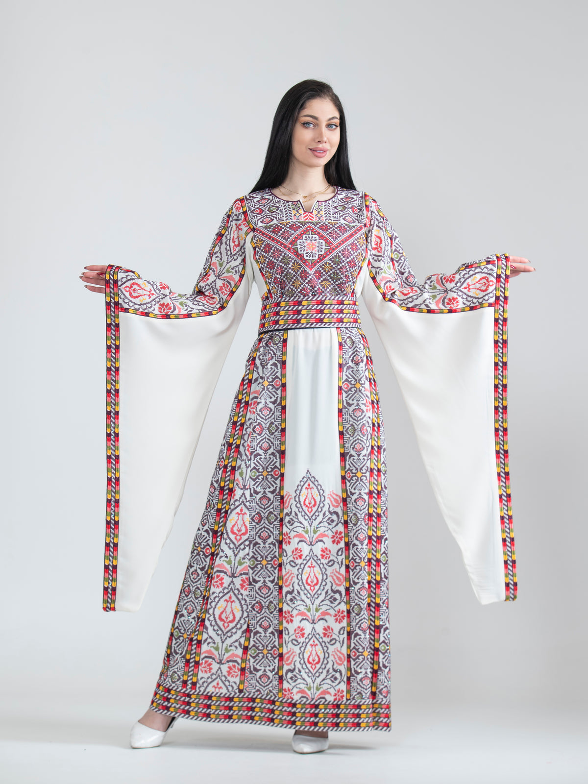 Embroidered Women’s Thobe of Wheat Ears