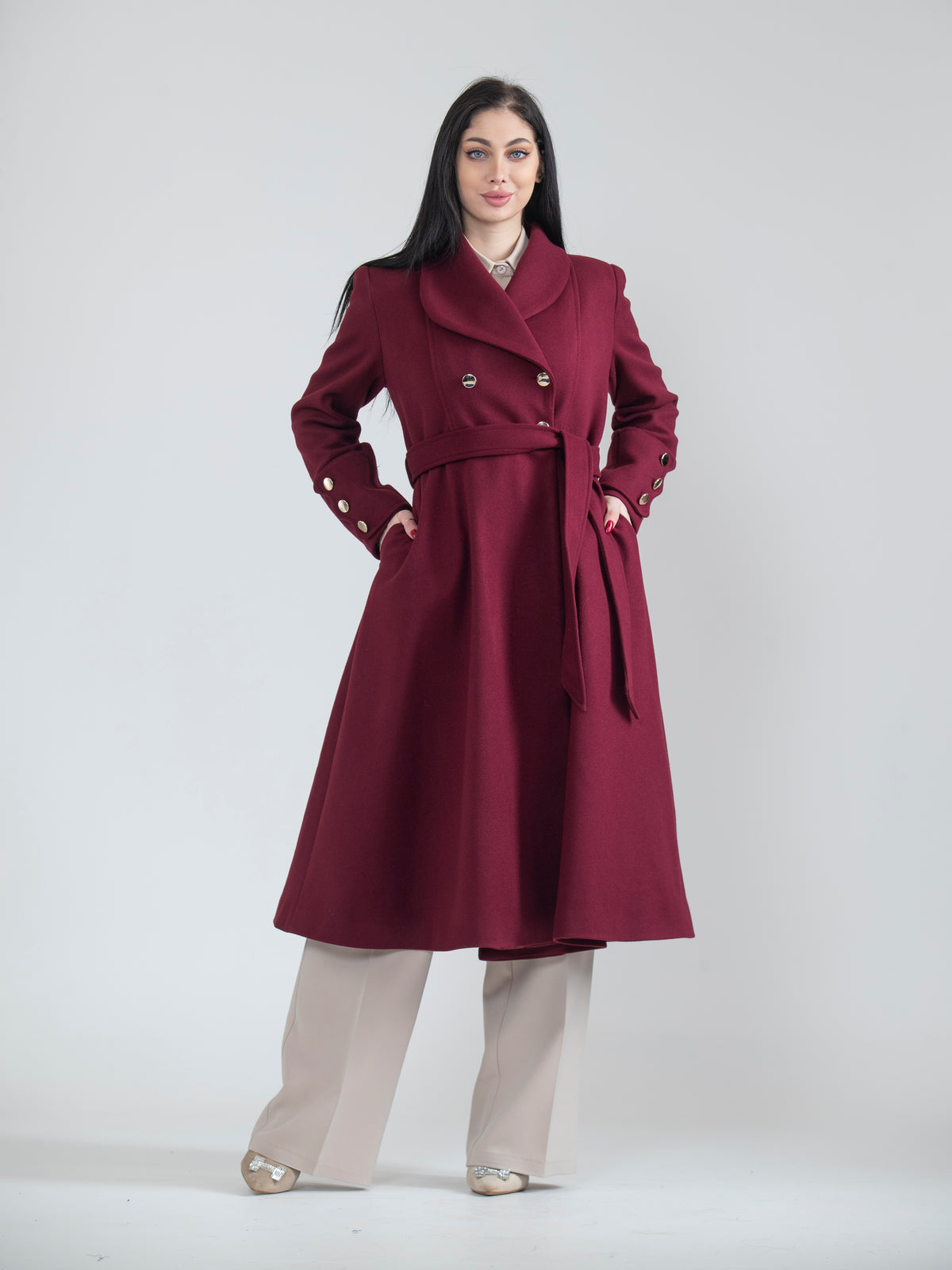 Jacket with distinctive buttons