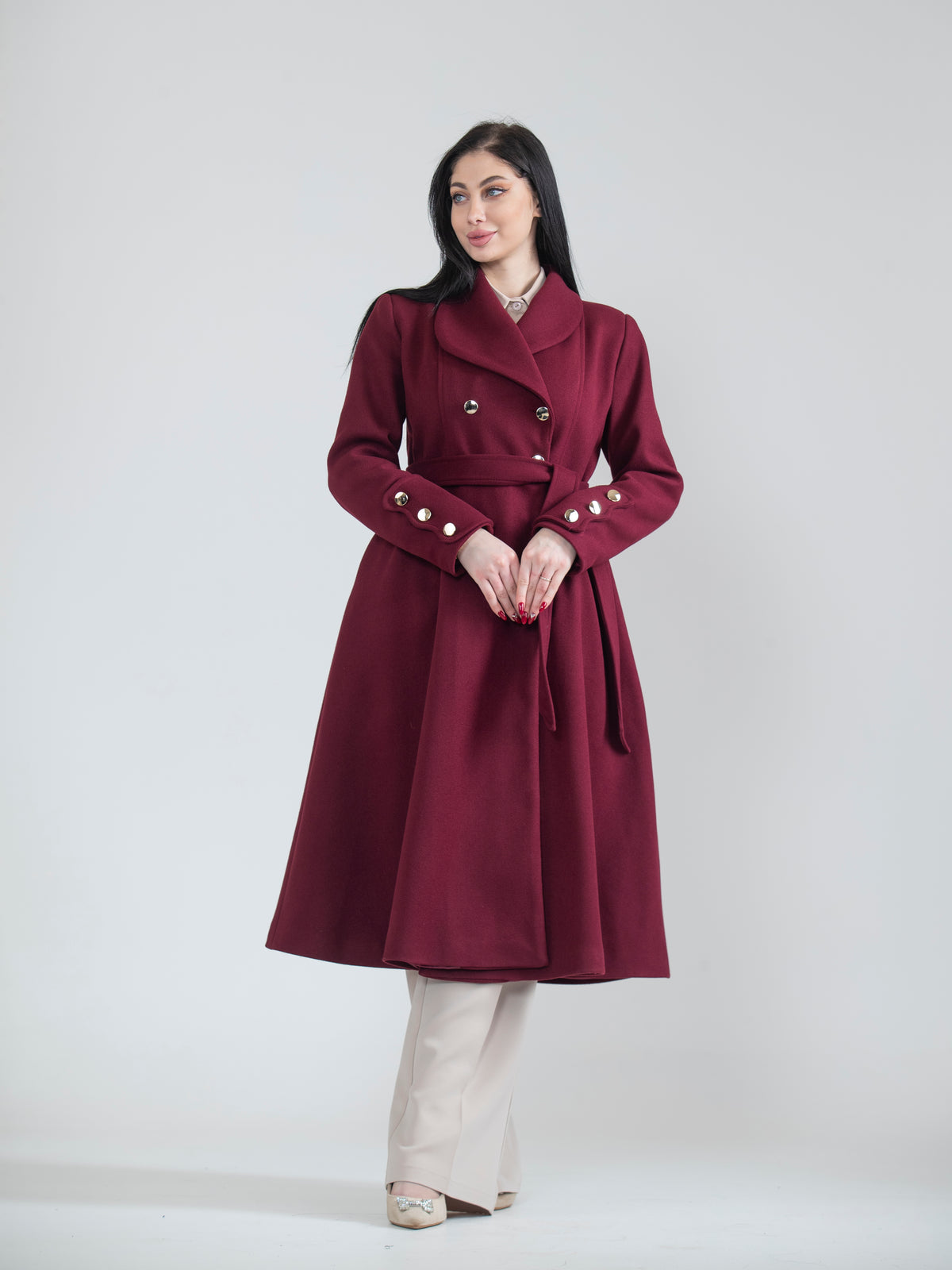 Jacket with distinctive buttons