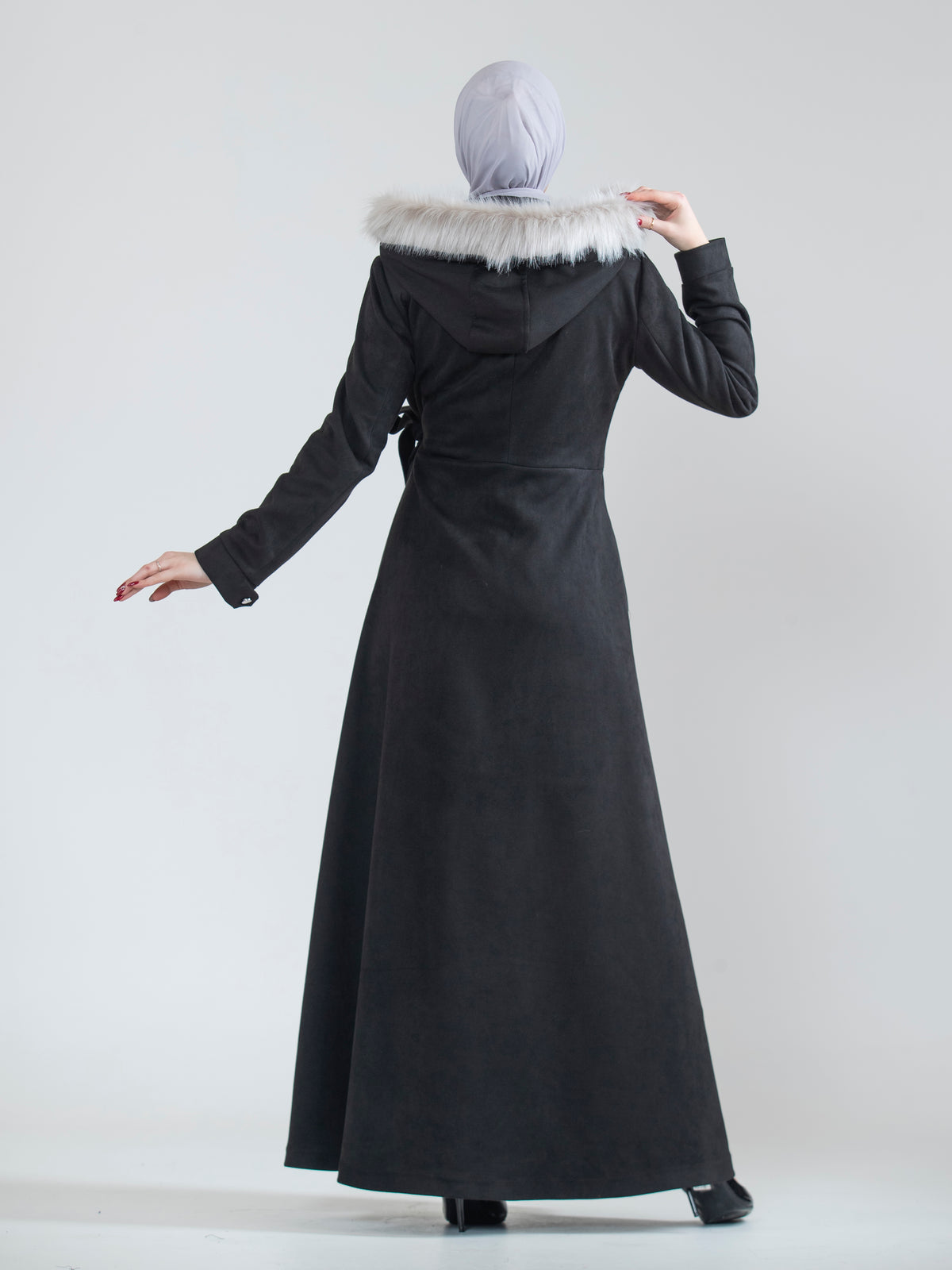 Embroidered women's jilbab and fur hat
