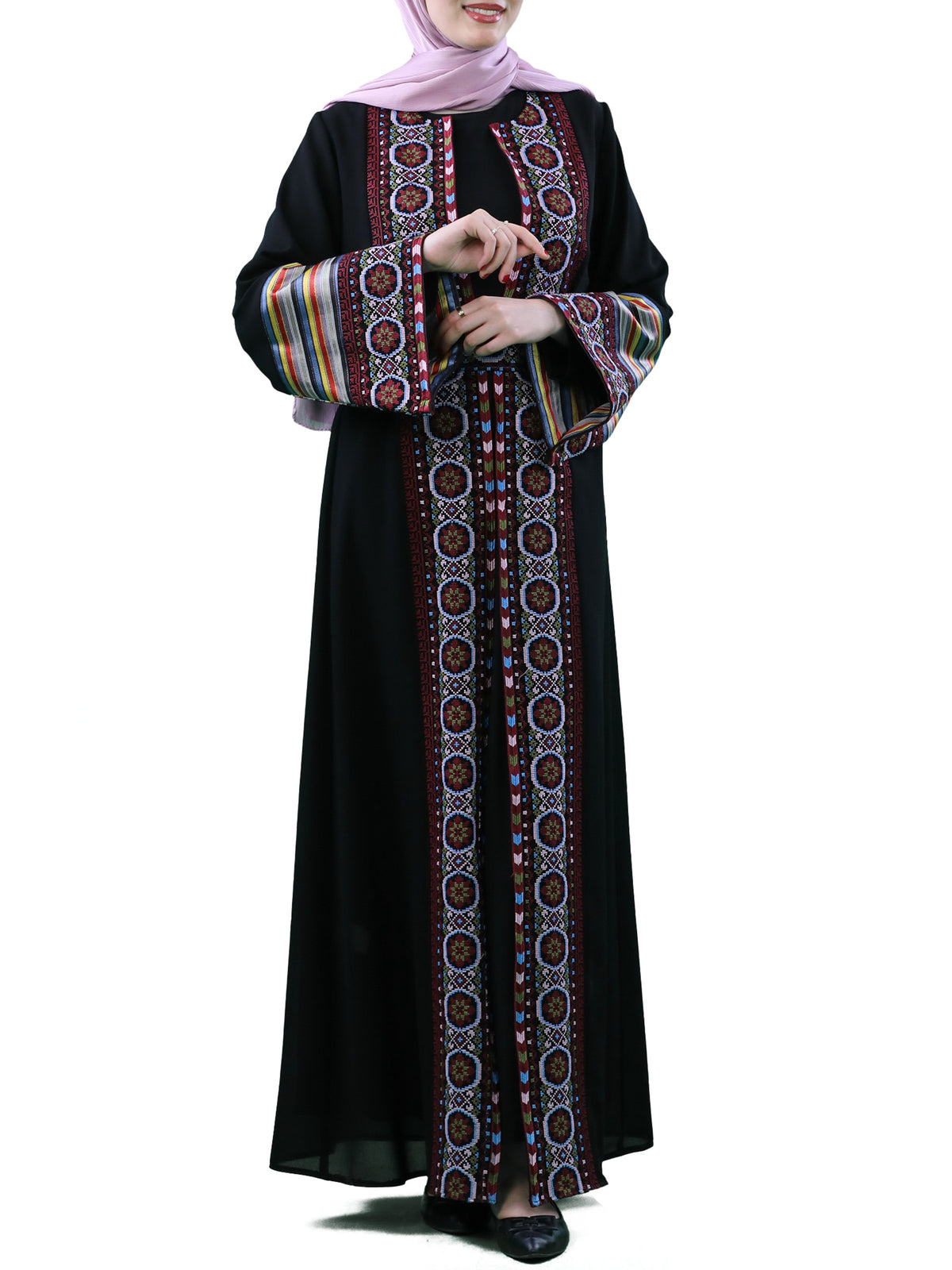 Lojain Two-Piece Embroidered Bisht